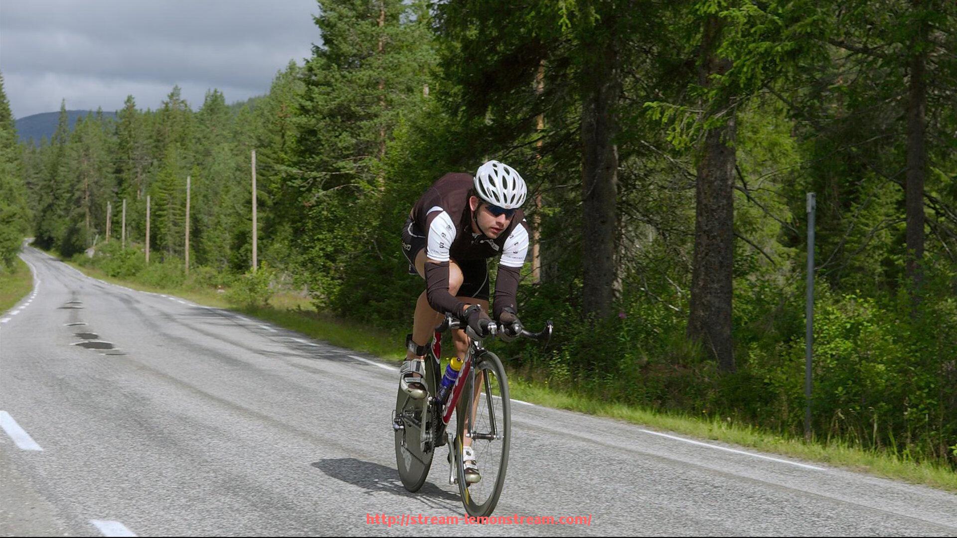 柠檬体育直播-世俱杯球鞋后掌气垫实测反馈及减震效果评价